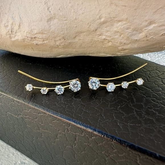 Stardust ear climbers with simulated diamonds - 14K Gold - Picture 2 of 4